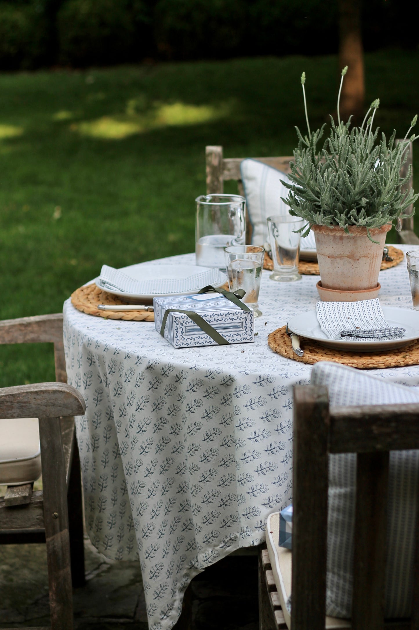 Privet Sprig in Navy Napkins & Table Linens