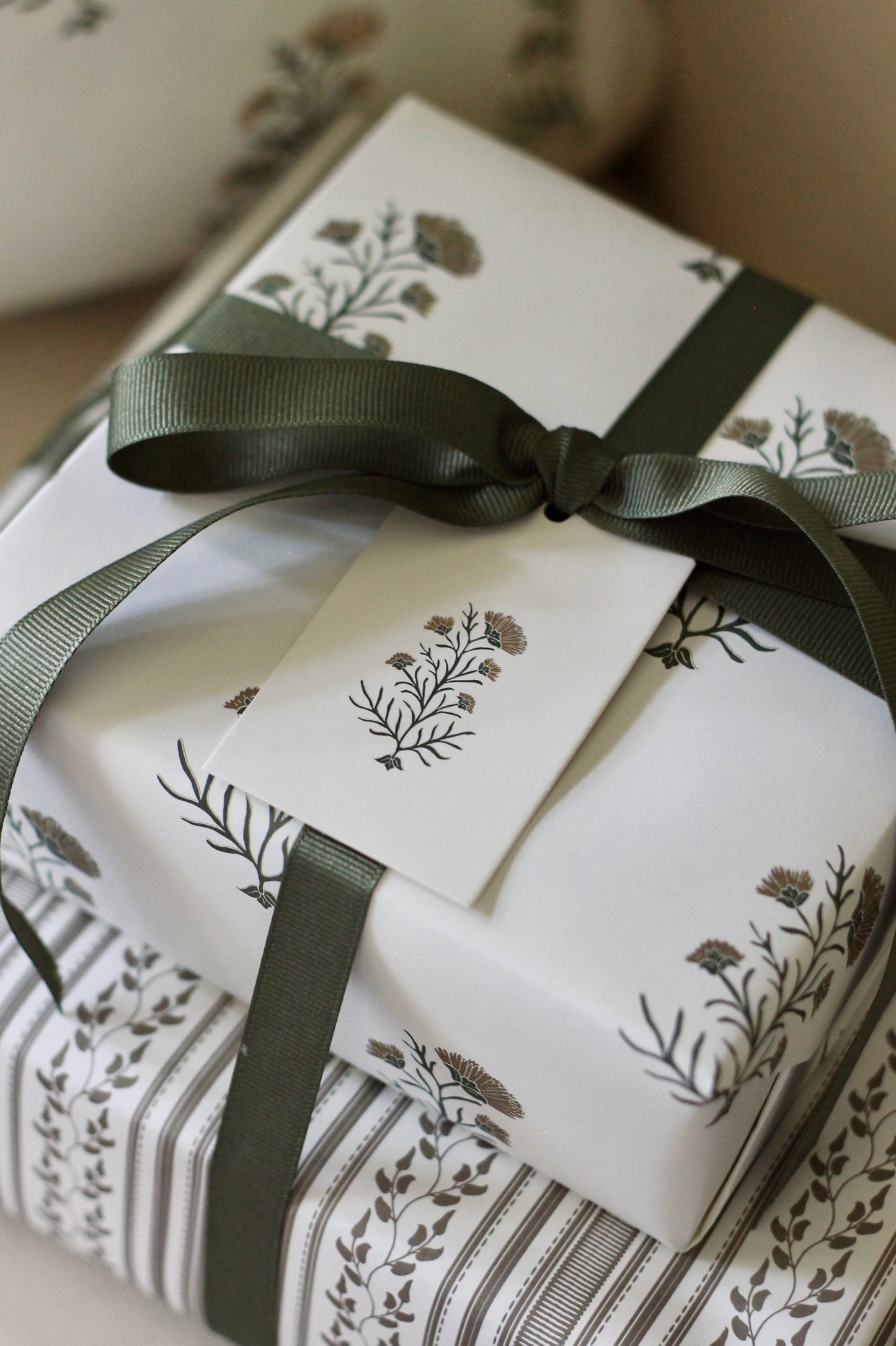 Charlotte Tags - Set of 10, Spruce & Gold