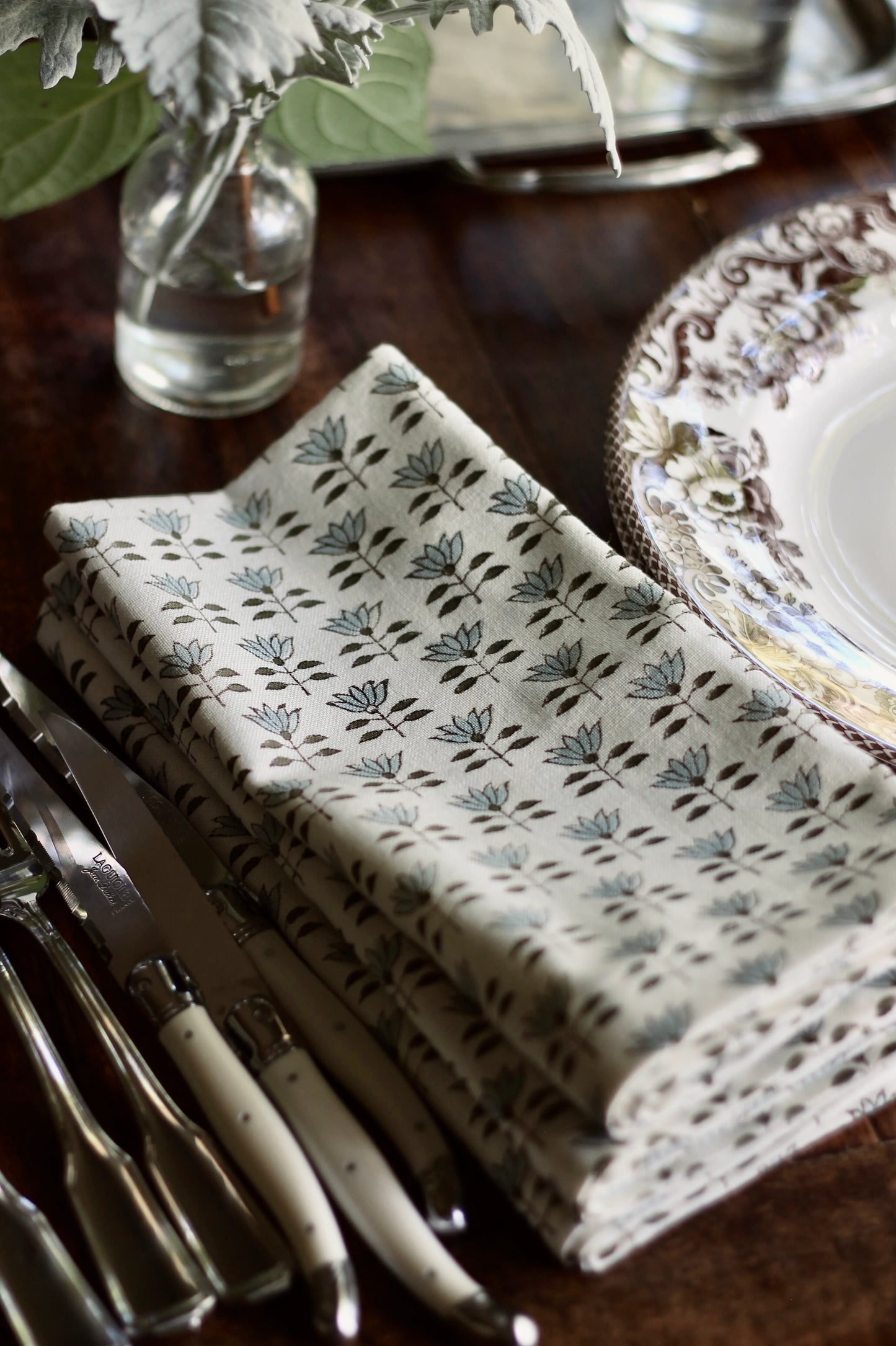 Mone' Napkins, English Blue & Walnut