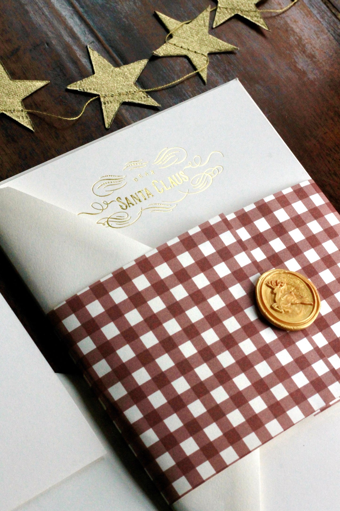 Exclusive "Dear Santa Stationery"