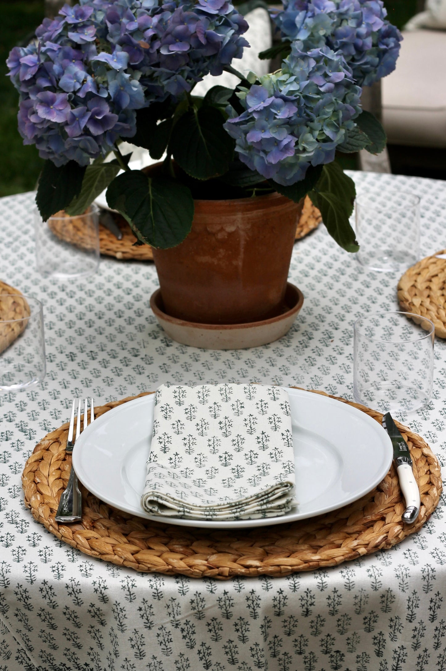 Emma in Deep Green Tablecloths