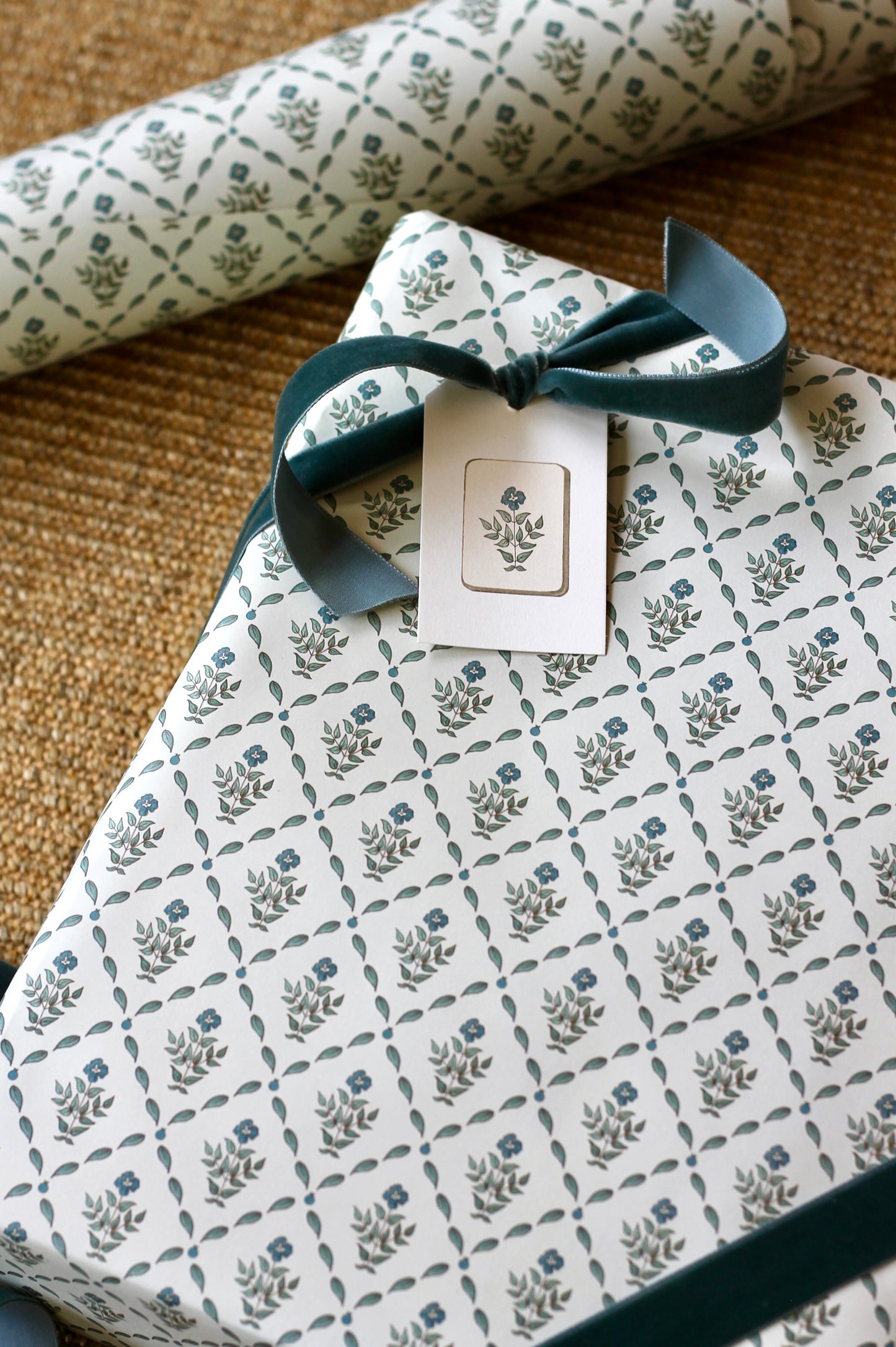 Carie Lattice Wrapping Papers - 4 sheets