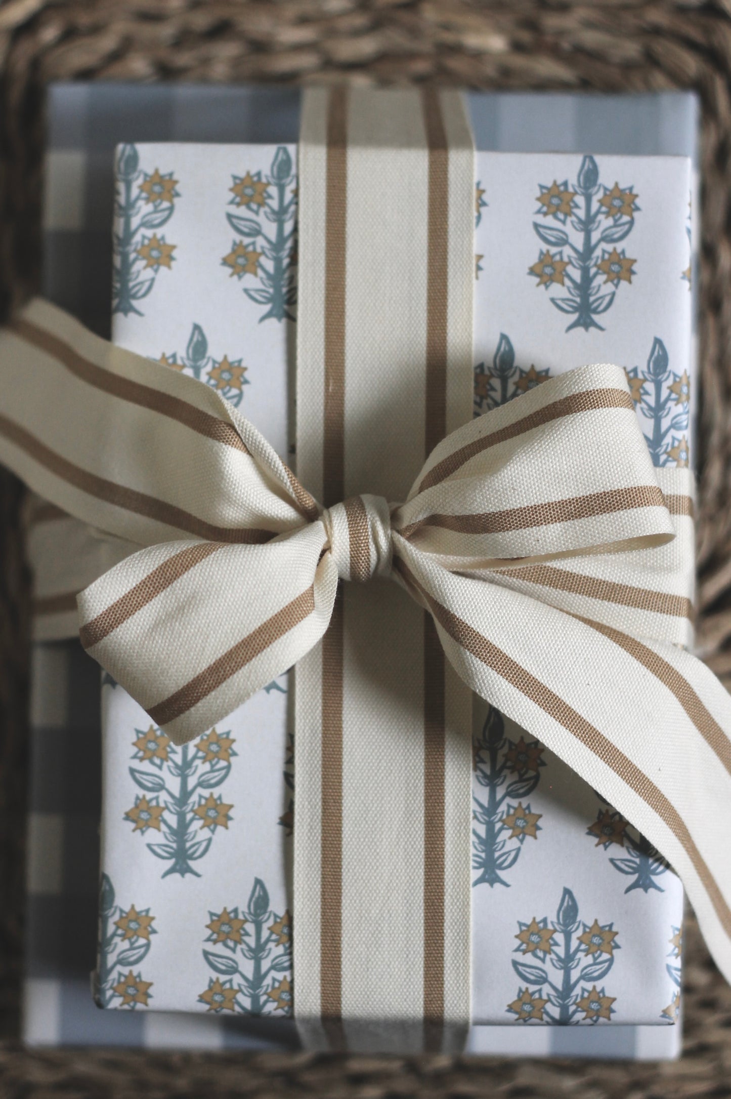 Mason Wrapping Paper in Pewter