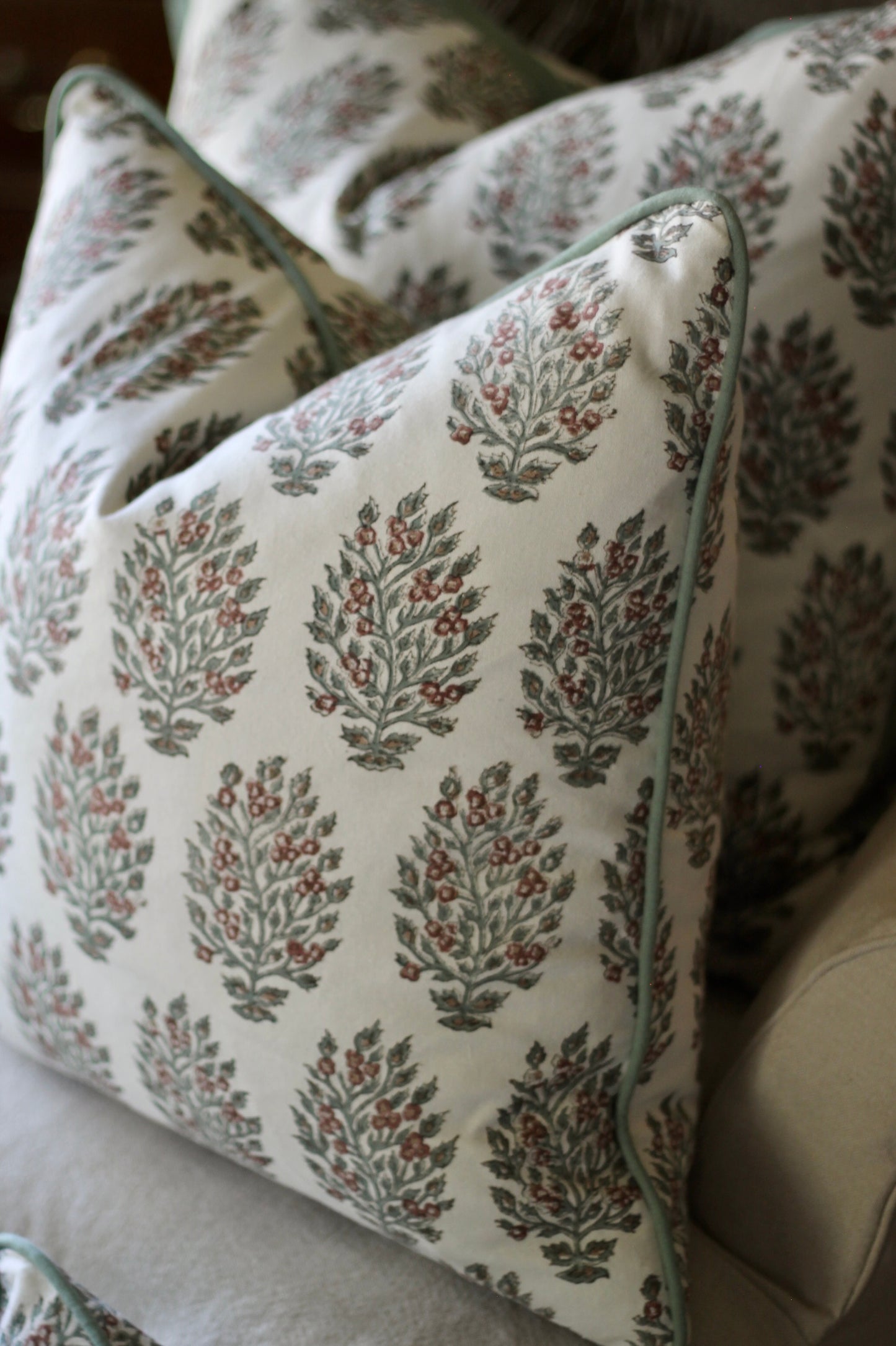 Hydrangea in Red Pillow Covers | Green Trim