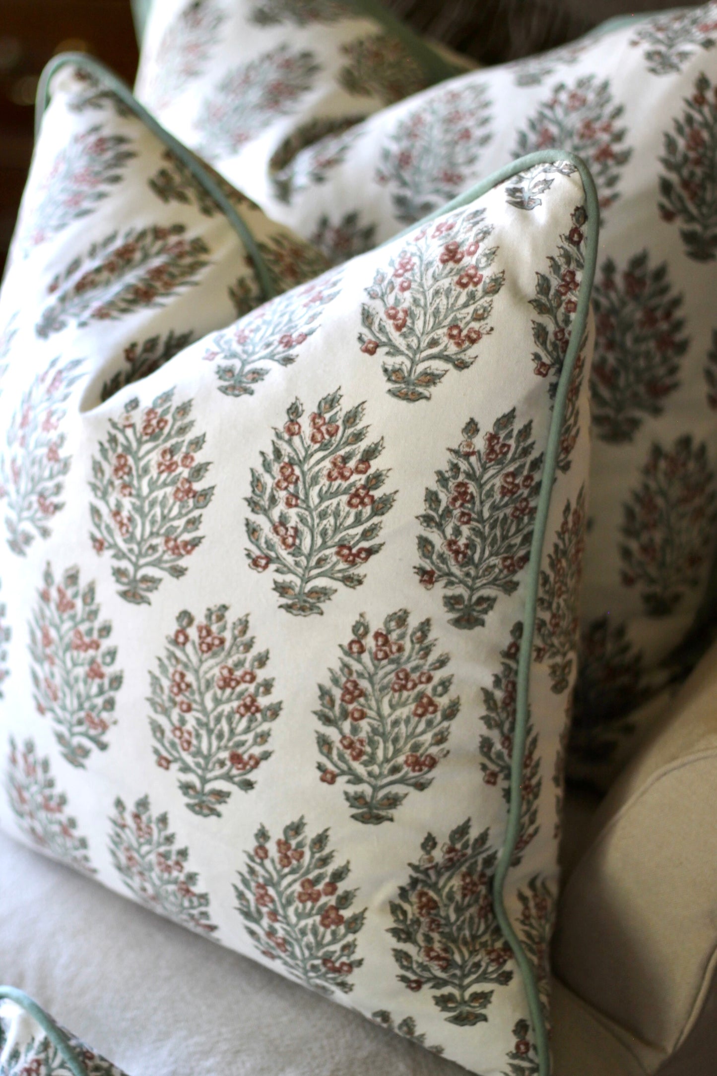 Hydrangea in Red Pillow Covers | Green Trim