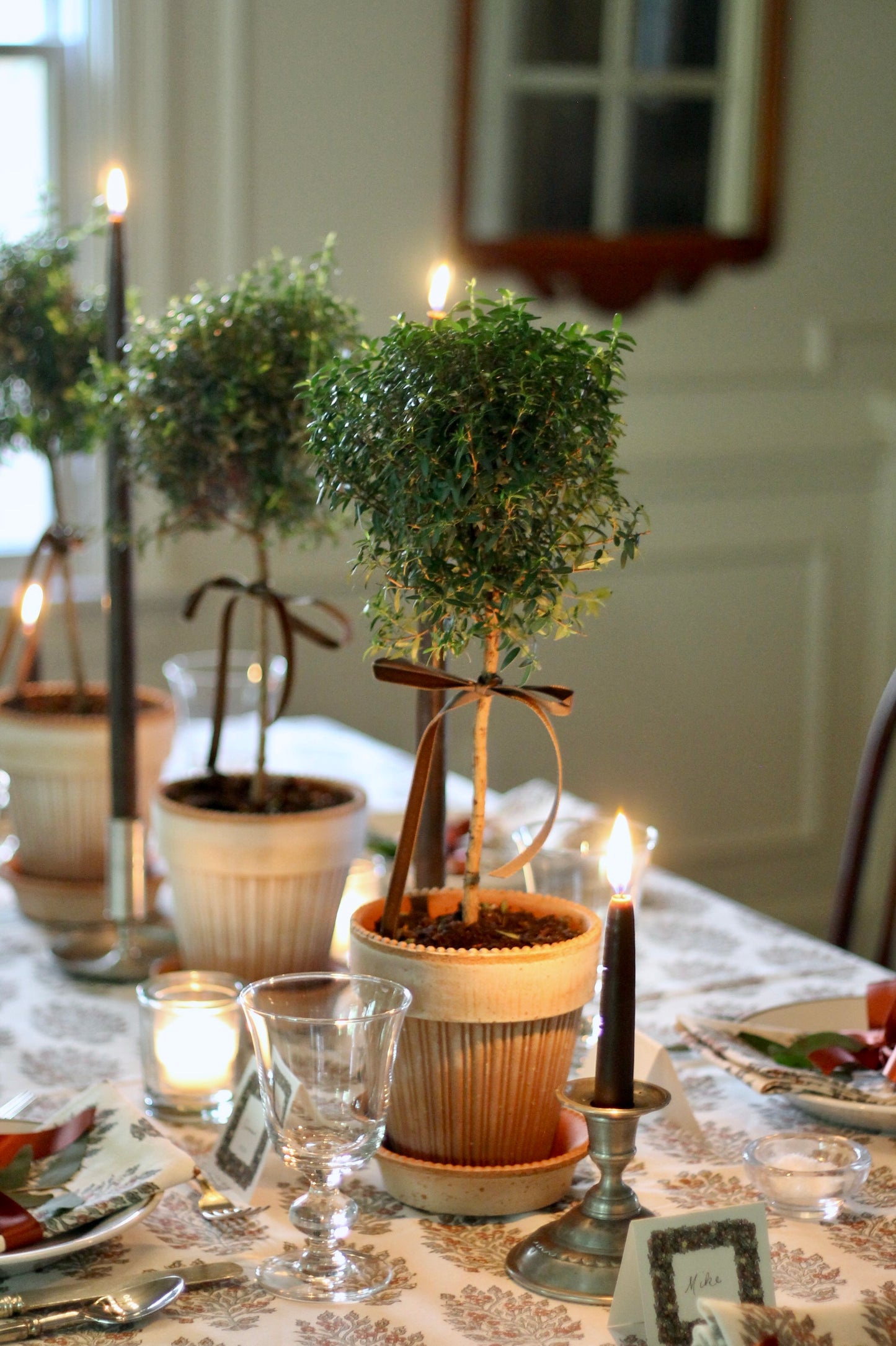 Hydrangea in Red Tablecloths | 2 sizes