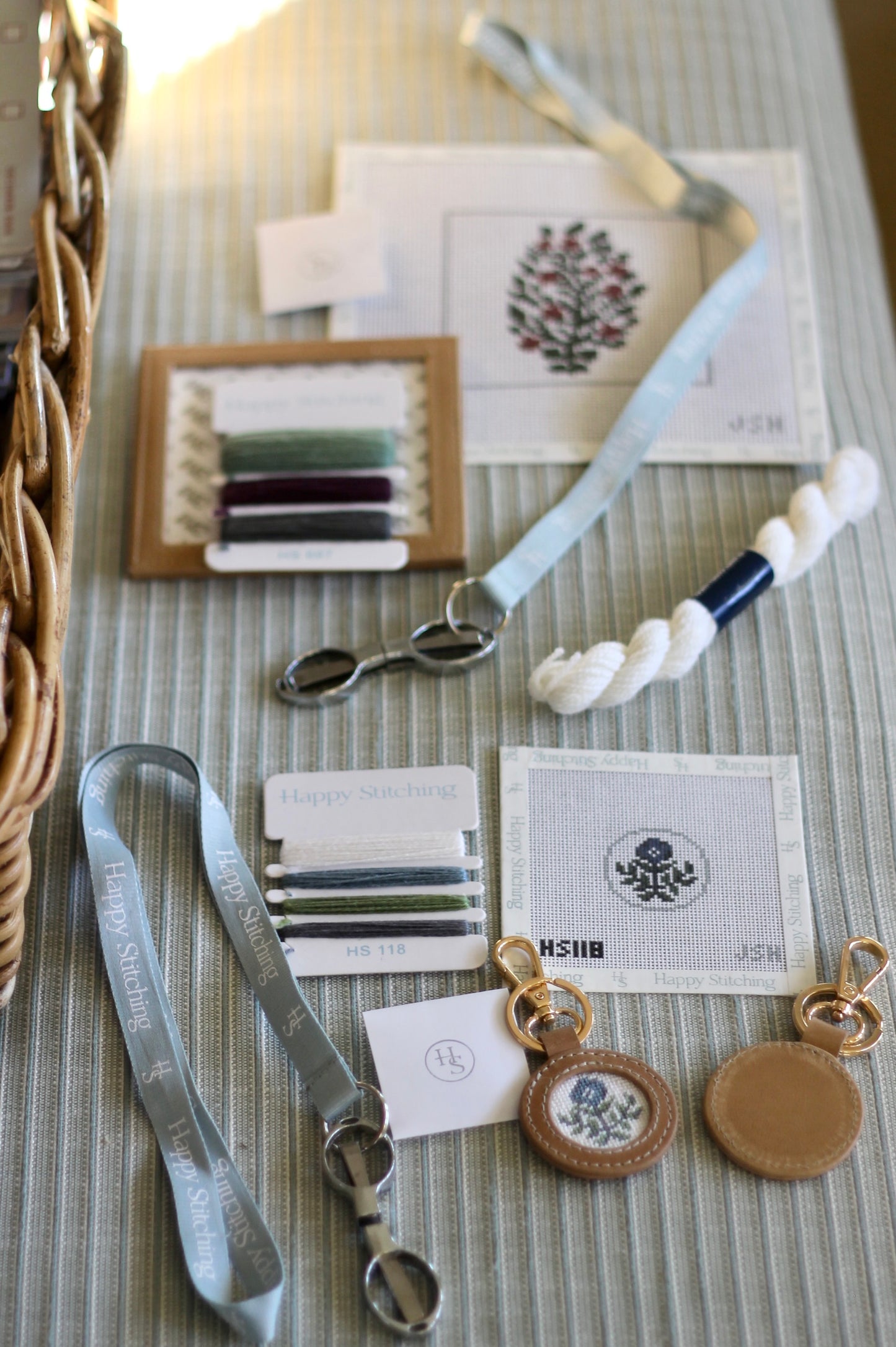 JSH + Happy Stitching Needlepoint Coaster Kit | Hydrangea