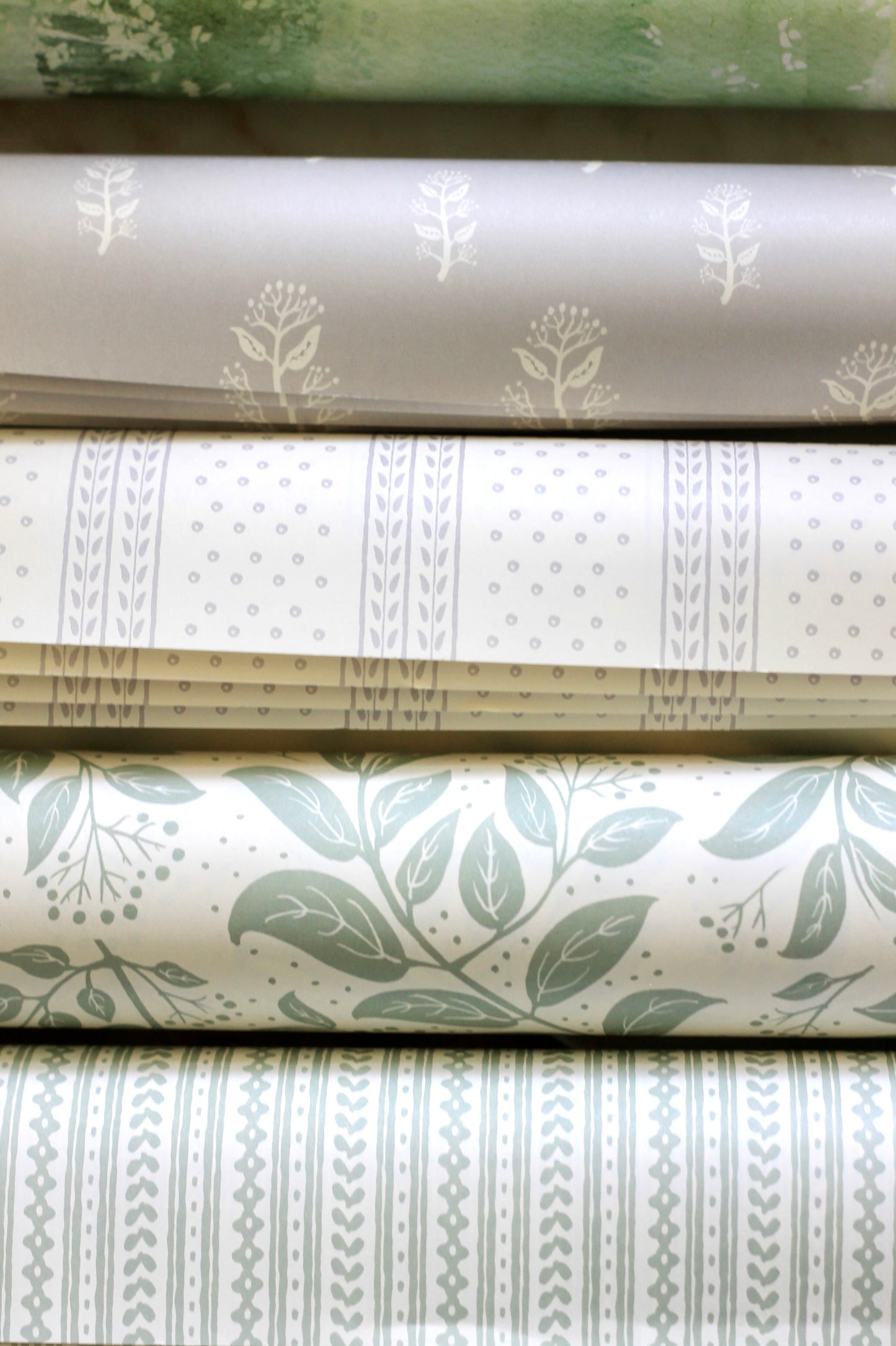 Dot & Leaf Ticking Wrapping Paper in Lilac