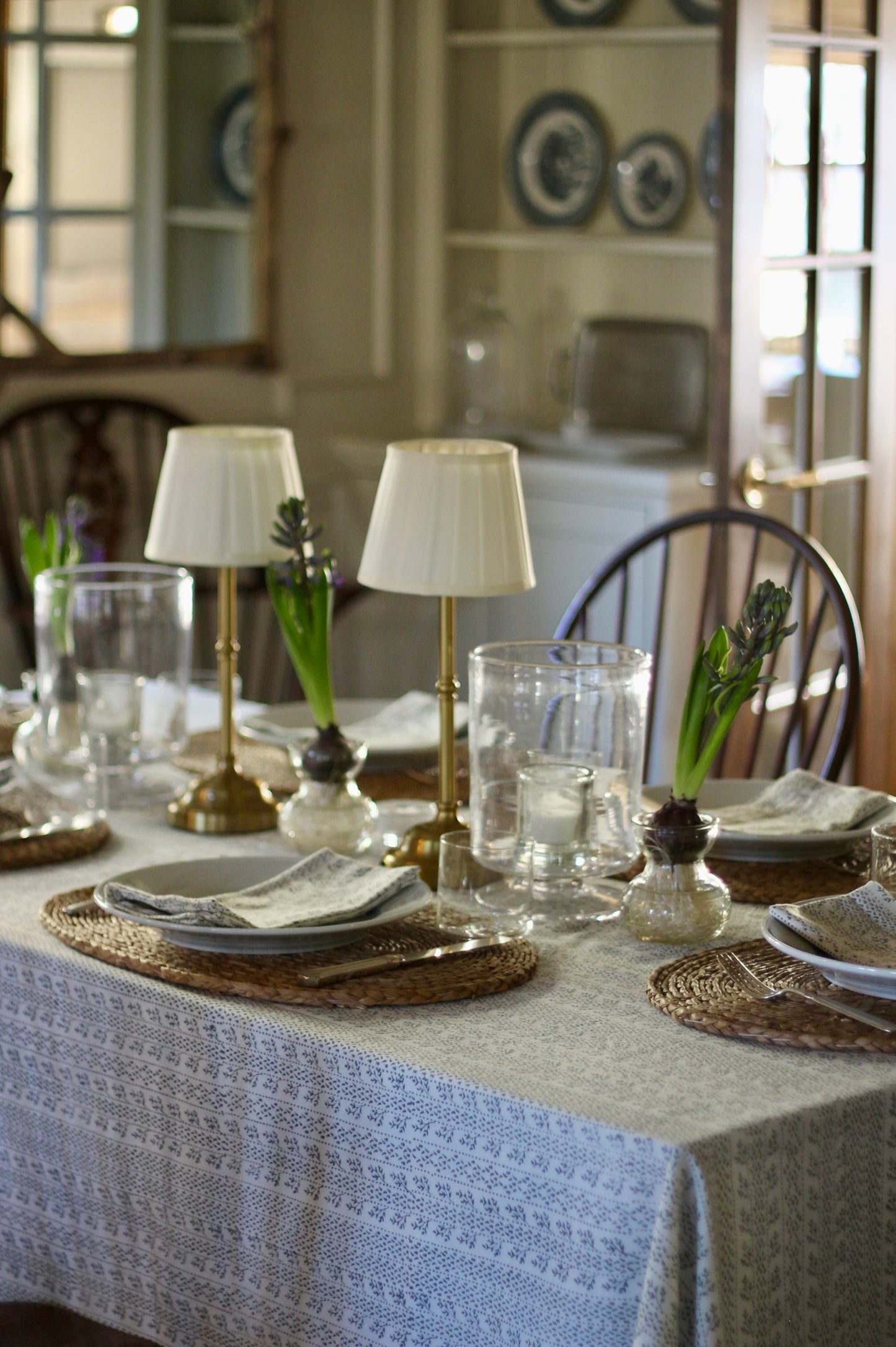 Laurie in Privet Navy Napkins