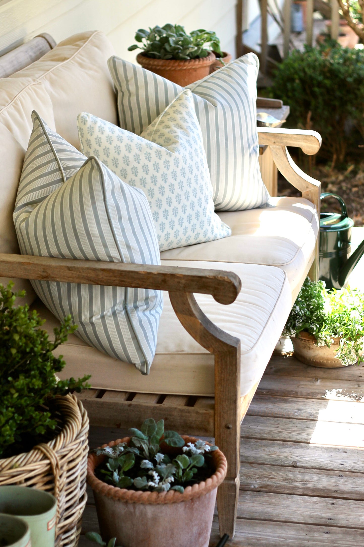 Outdoor Dahlia Pillow Covers in English Blue | 3 Sizes