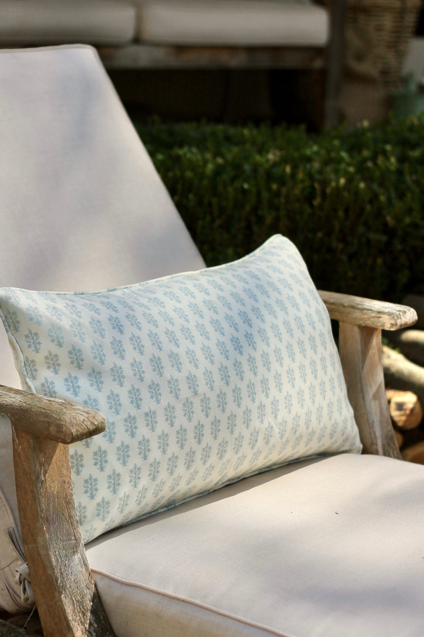 Outdoor Dahlia Pillow Covers in English Blue | 3 Sizes