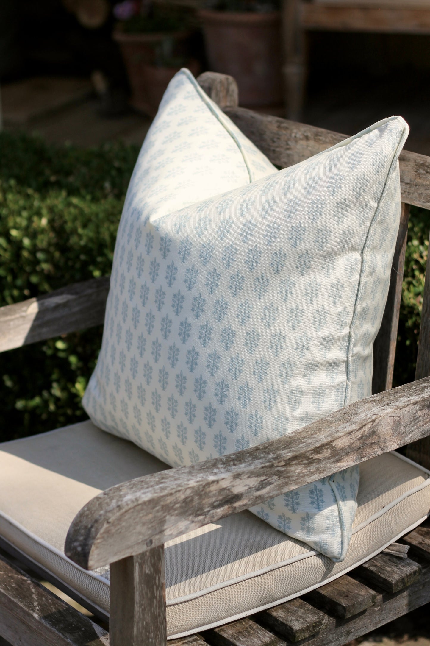 Outdoor Dahlia Pillow Covers in English Blue | 4 Sizes
