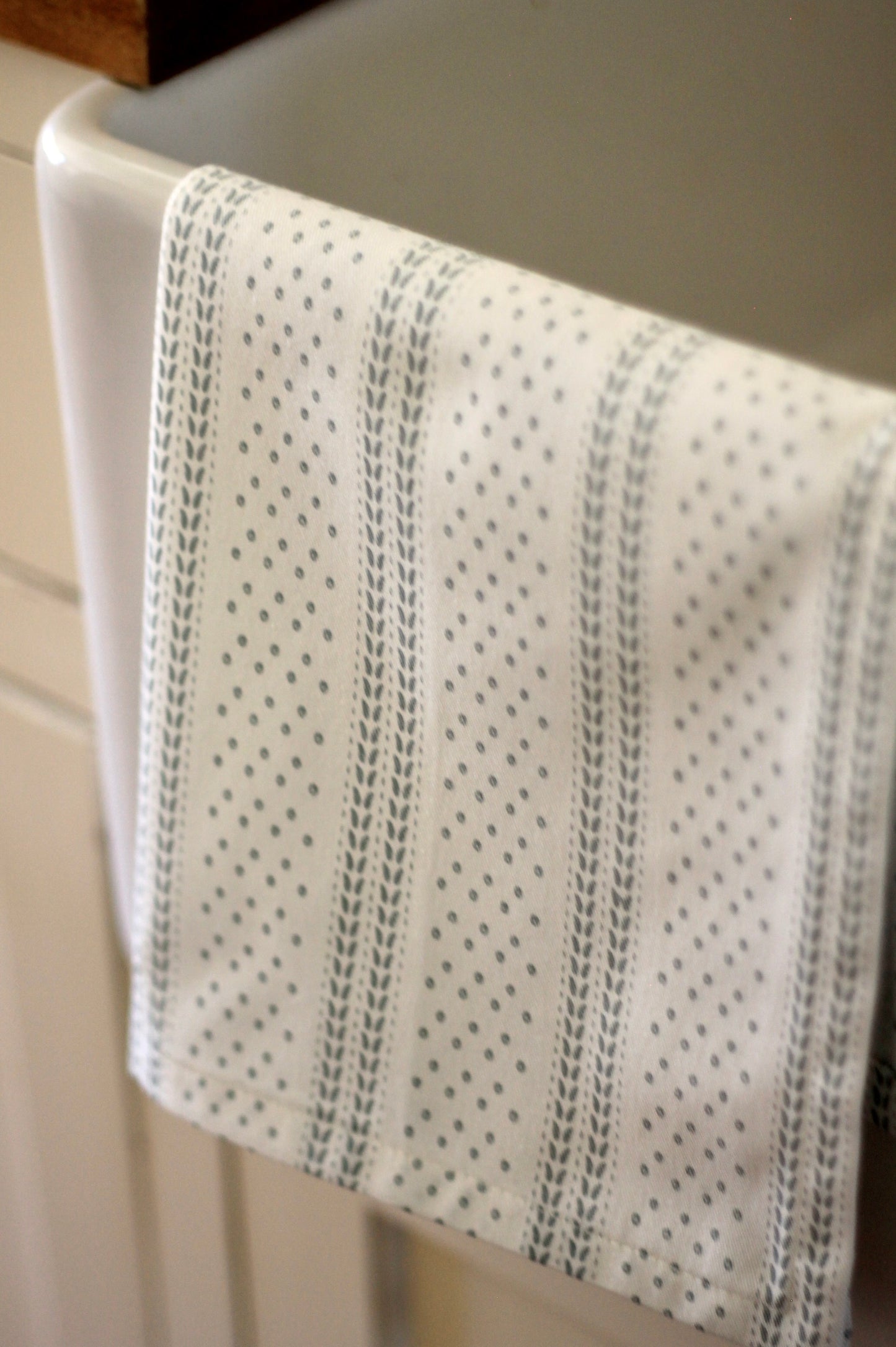 Leaf & Dot Ticking in Seaglass Tea Towels