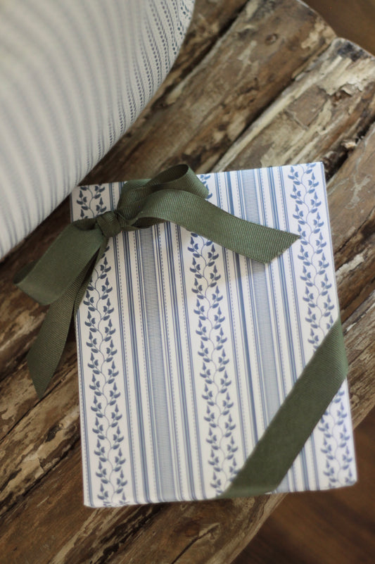 Claire Wrapping Paper, Navy