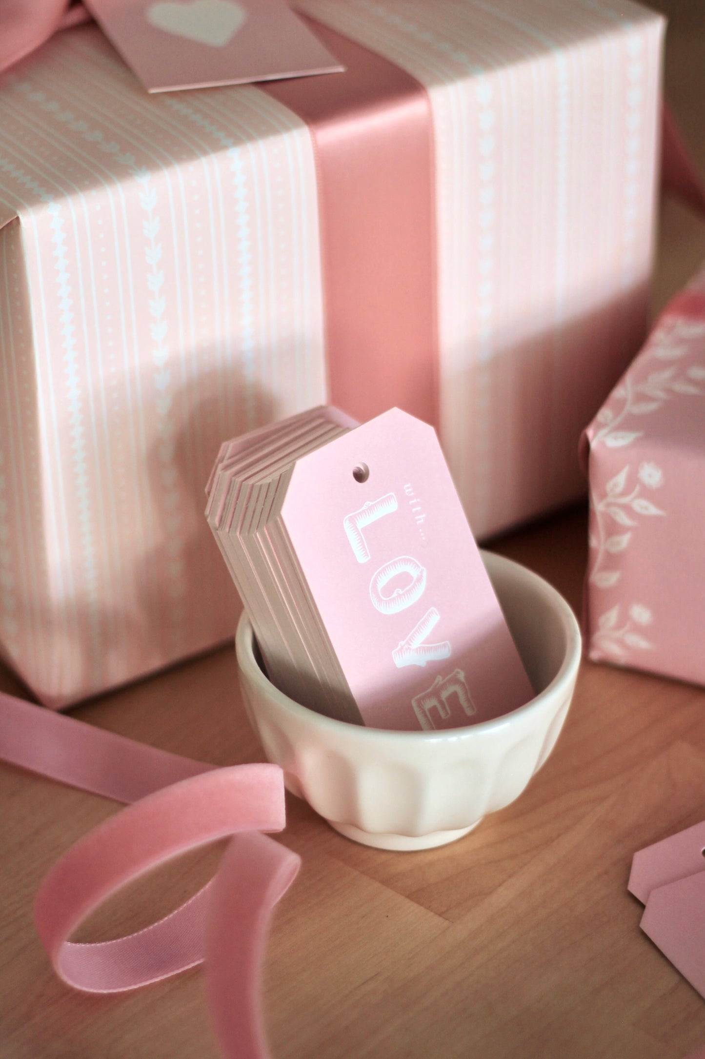 Faux Bois With LOVE Tags - Set of 10
