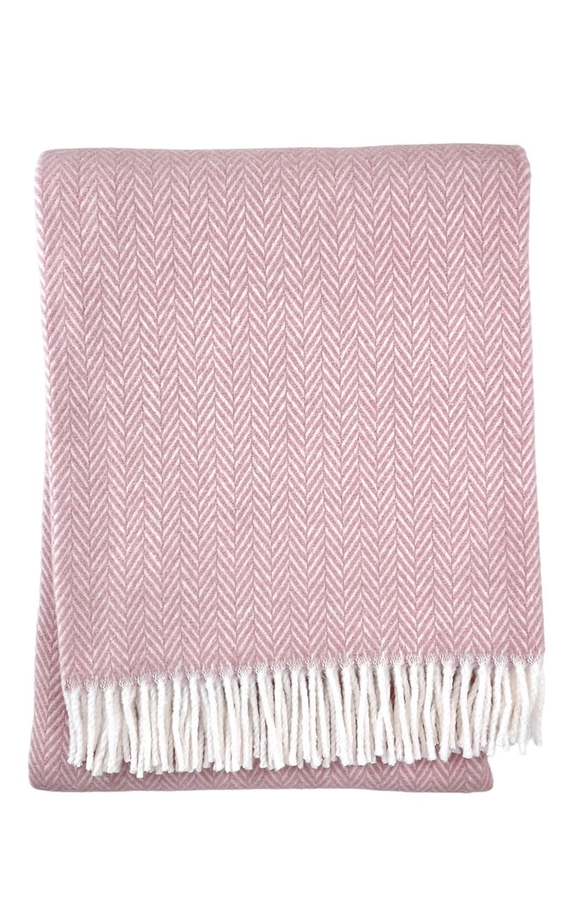 Light 2025 pink throws