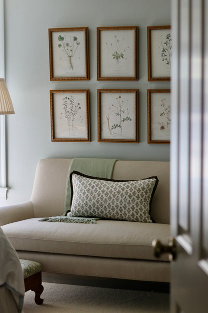 French Botanicals with Soft Border | La Burle
