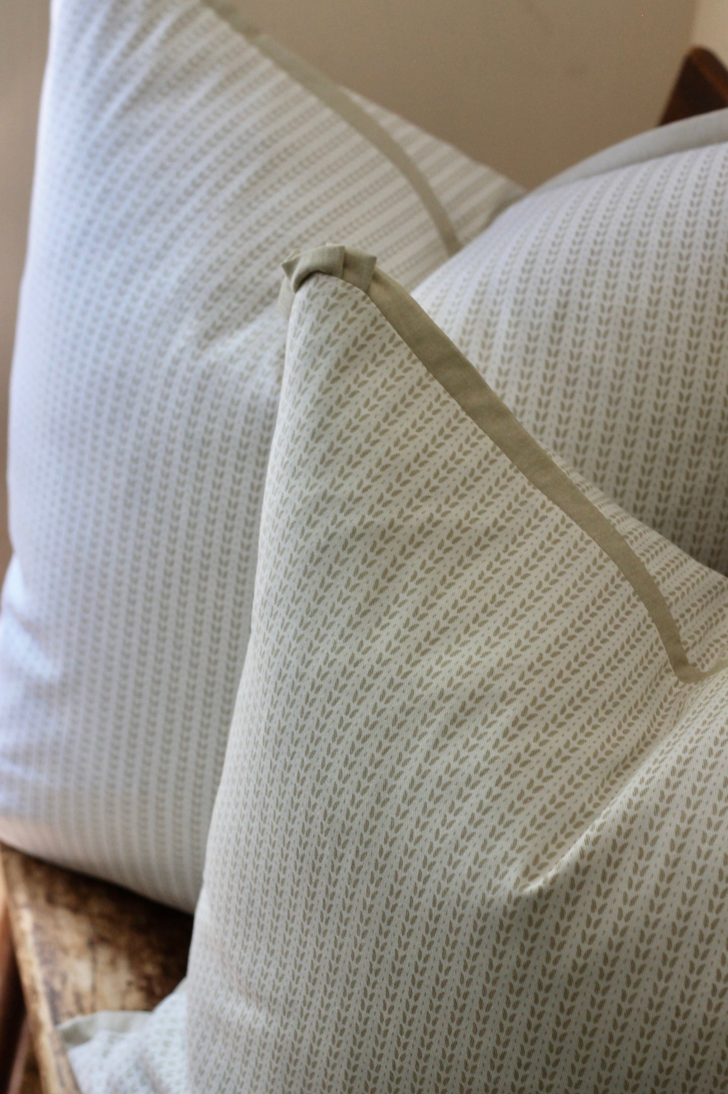 Leaf and Dot Pillow Covers in Cream | 3 sizes