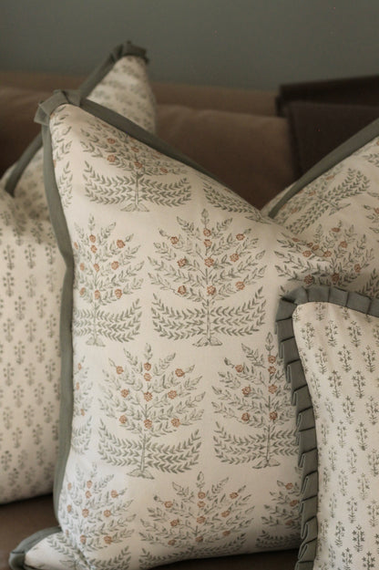 Hannah in Heirloom Pillow Covers | Willow Trim