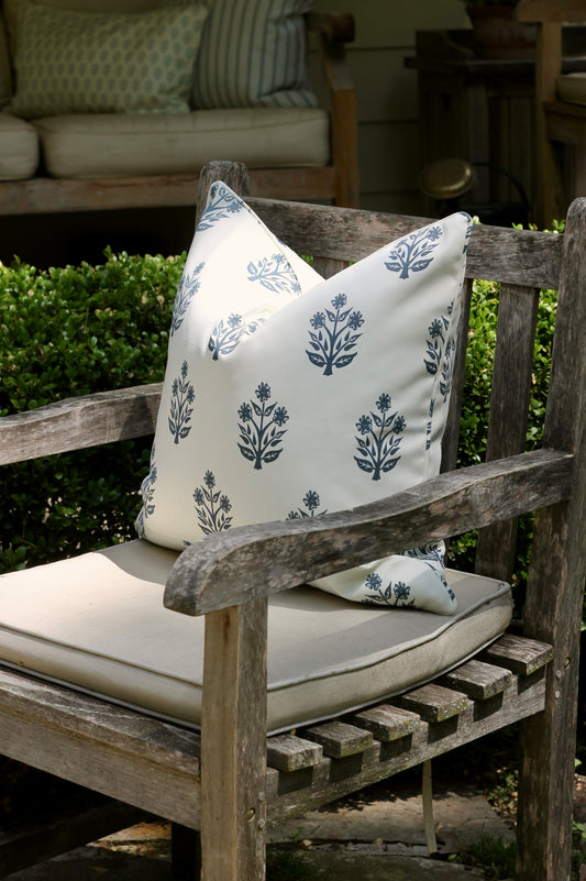 Outdoor Emma Pillow Covers in Wedgewood | 3 Sizes
