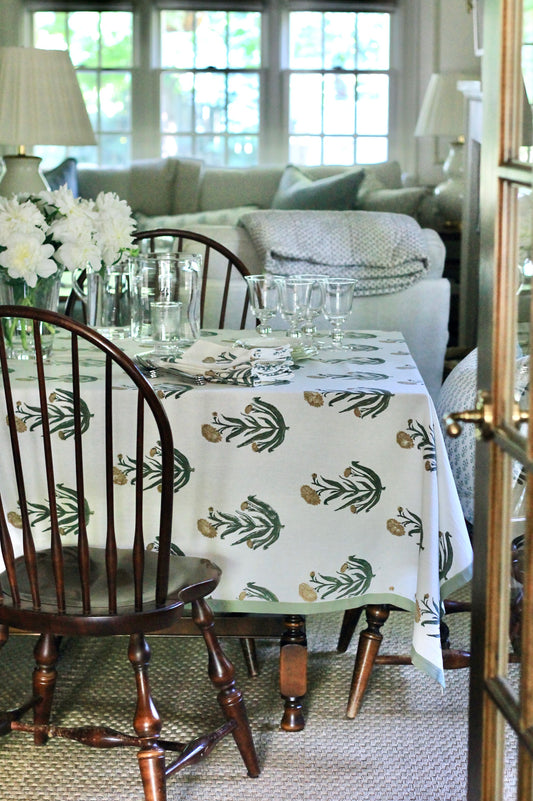 Amanda in Natural Tablecloths