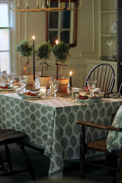 Hydrangea in Red Tablecloths | 2 sizes