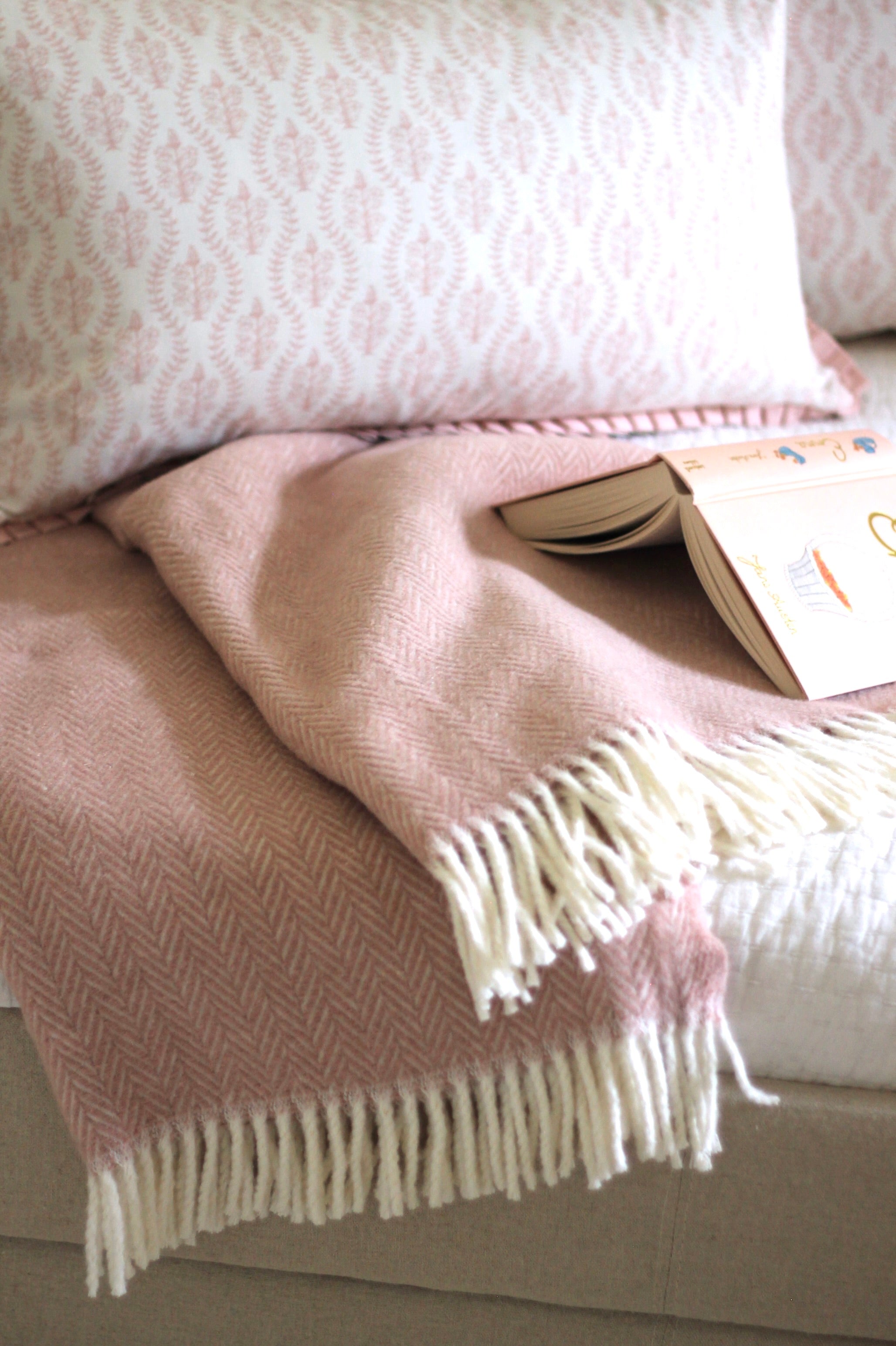 Dusky discount pink throw