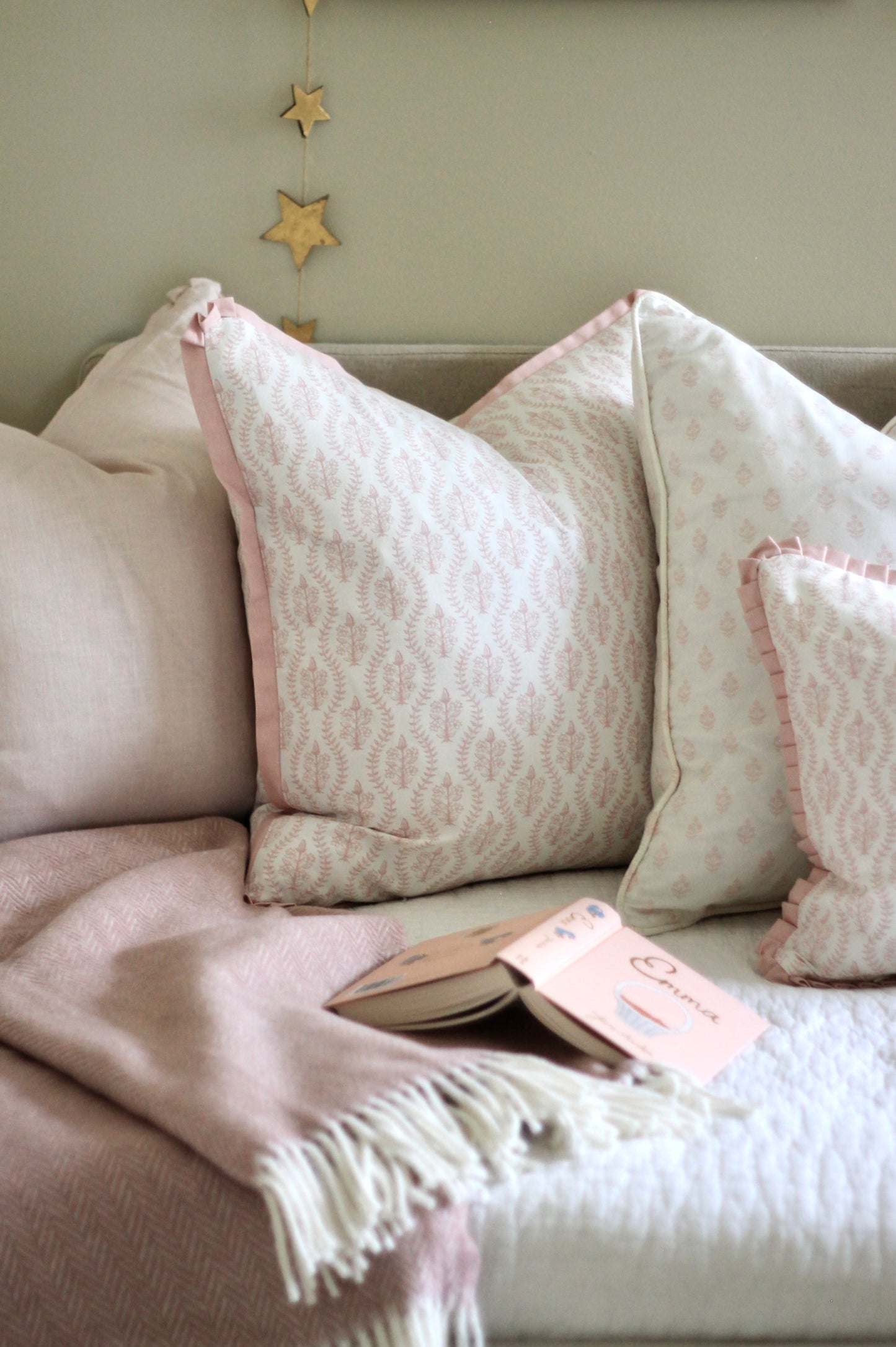 Scallop Dahlia Pillow Cover in Peony with Pink Flange | 3 sizes