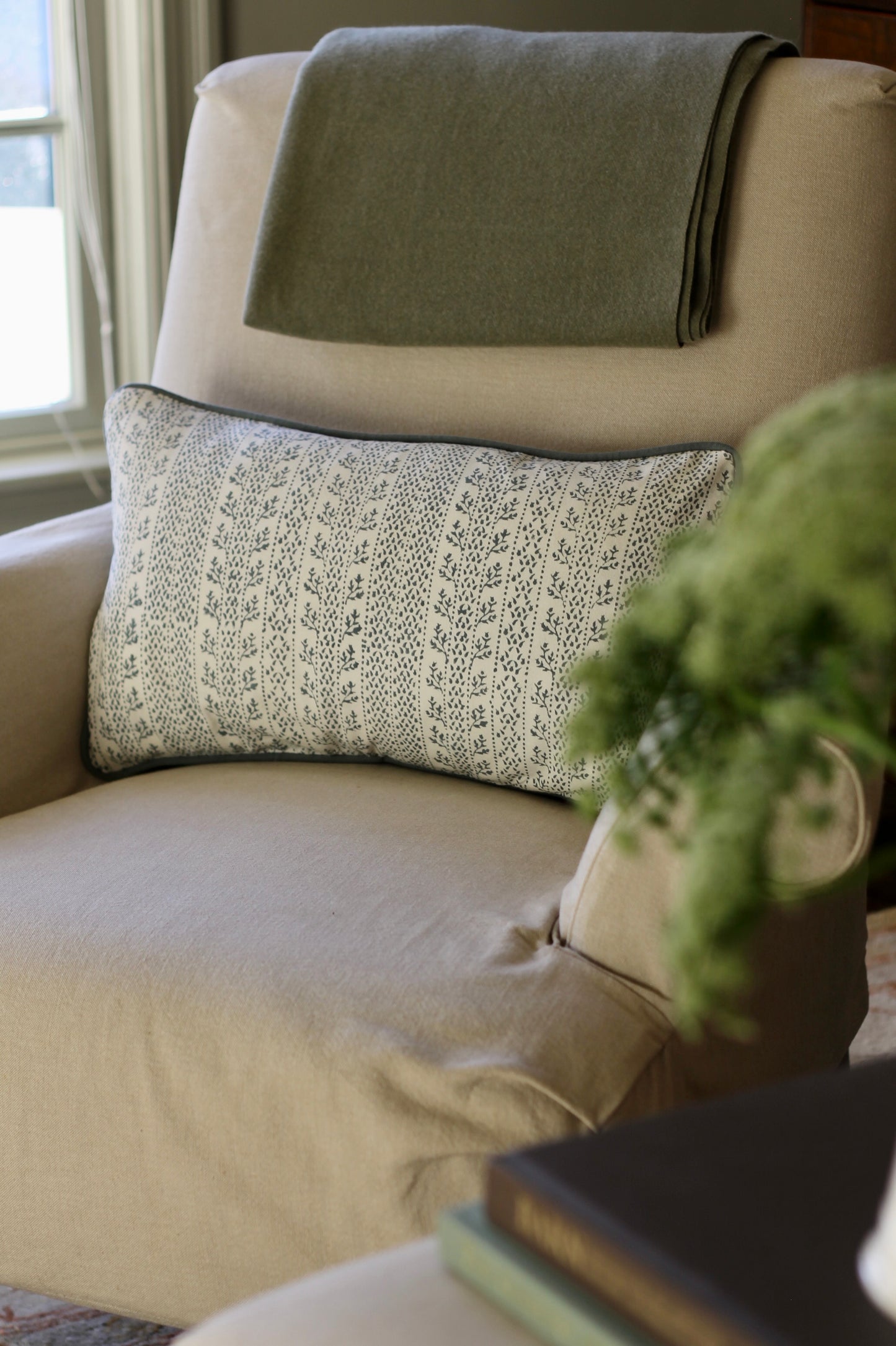 Laurie in Privet Navy Pillow Covers | Blue Trim