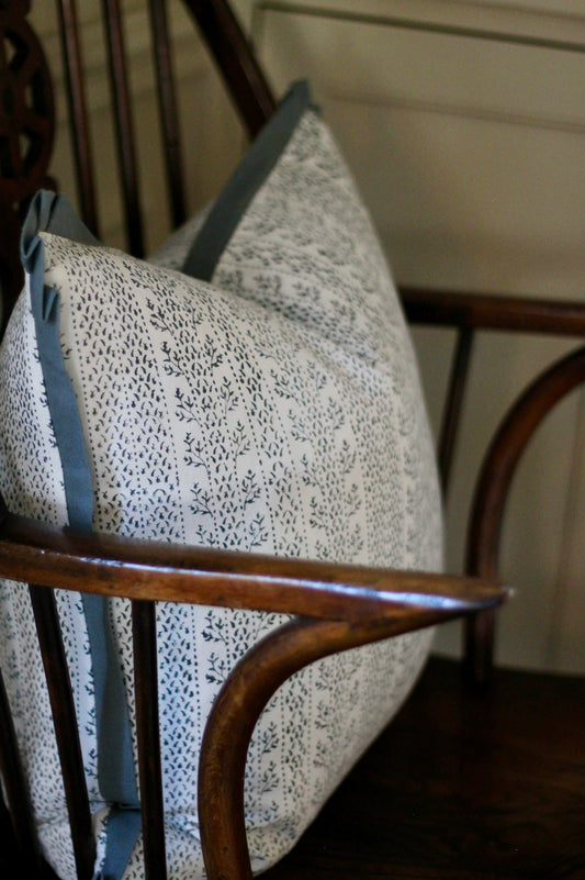Laurie in Privet Navy Pillow Covers | Blue Trim