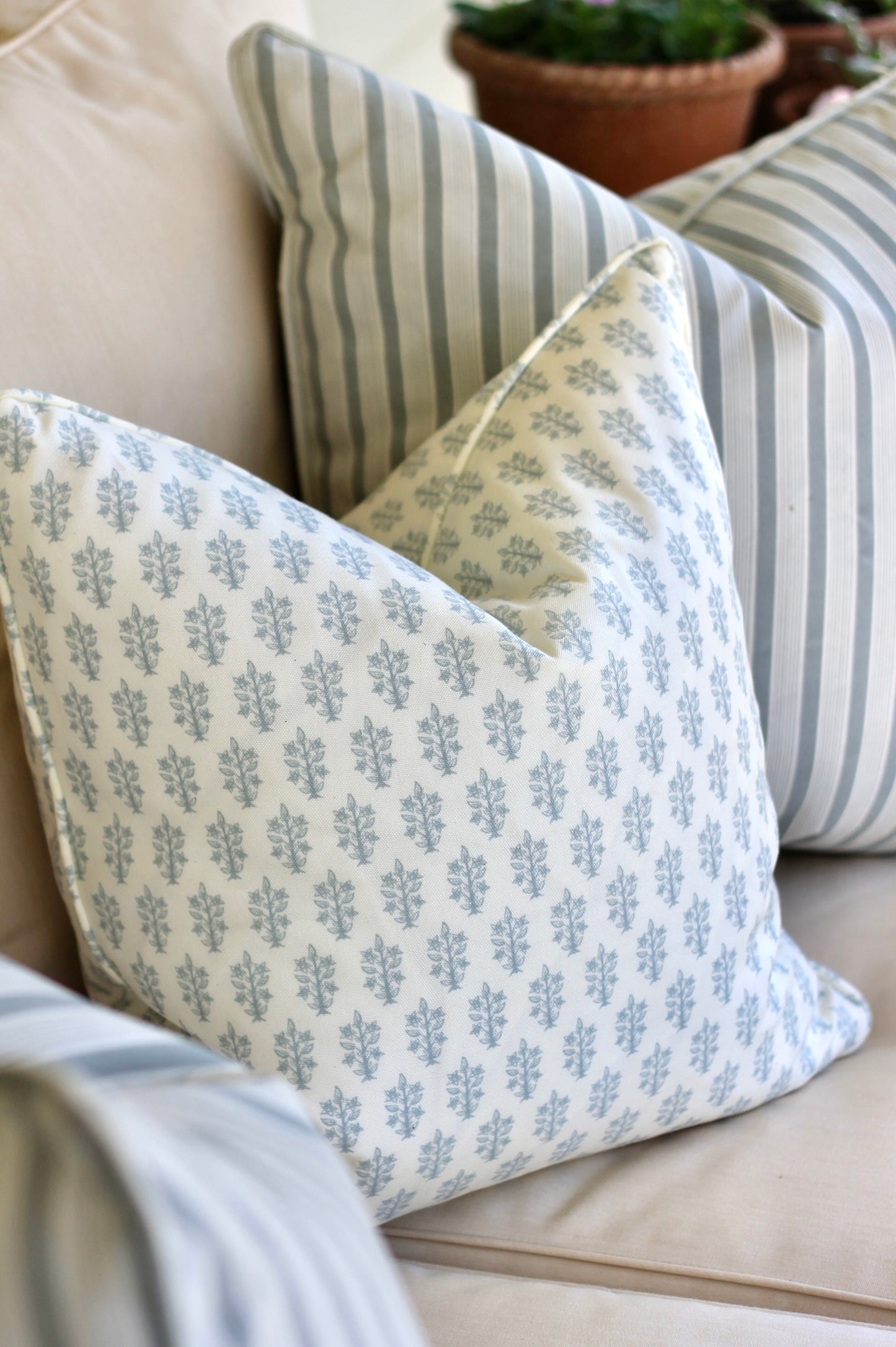 Outdoor Dahlia Pillow Covers in English Blue | 3 Sizes