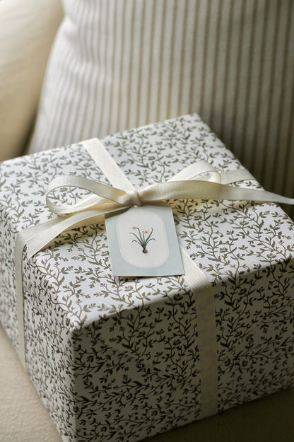 Carolyn Wrapping Papers in Chocolate